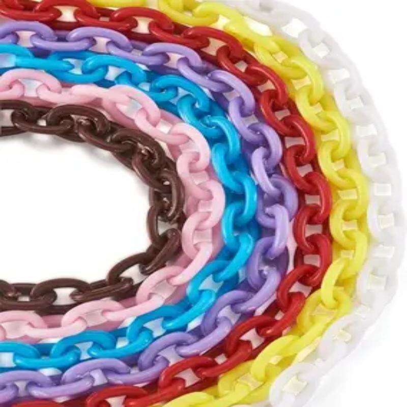 PLASTIC CHAIN