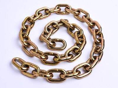 What are the differences between chains of different grades?